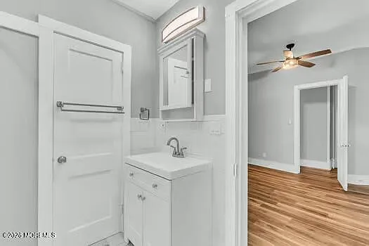 5 bed, 4.5 bath, 2680 sqft, $2,300 — Photo 4