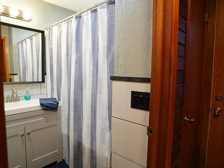 20507 Stephen Cir — Photo 16