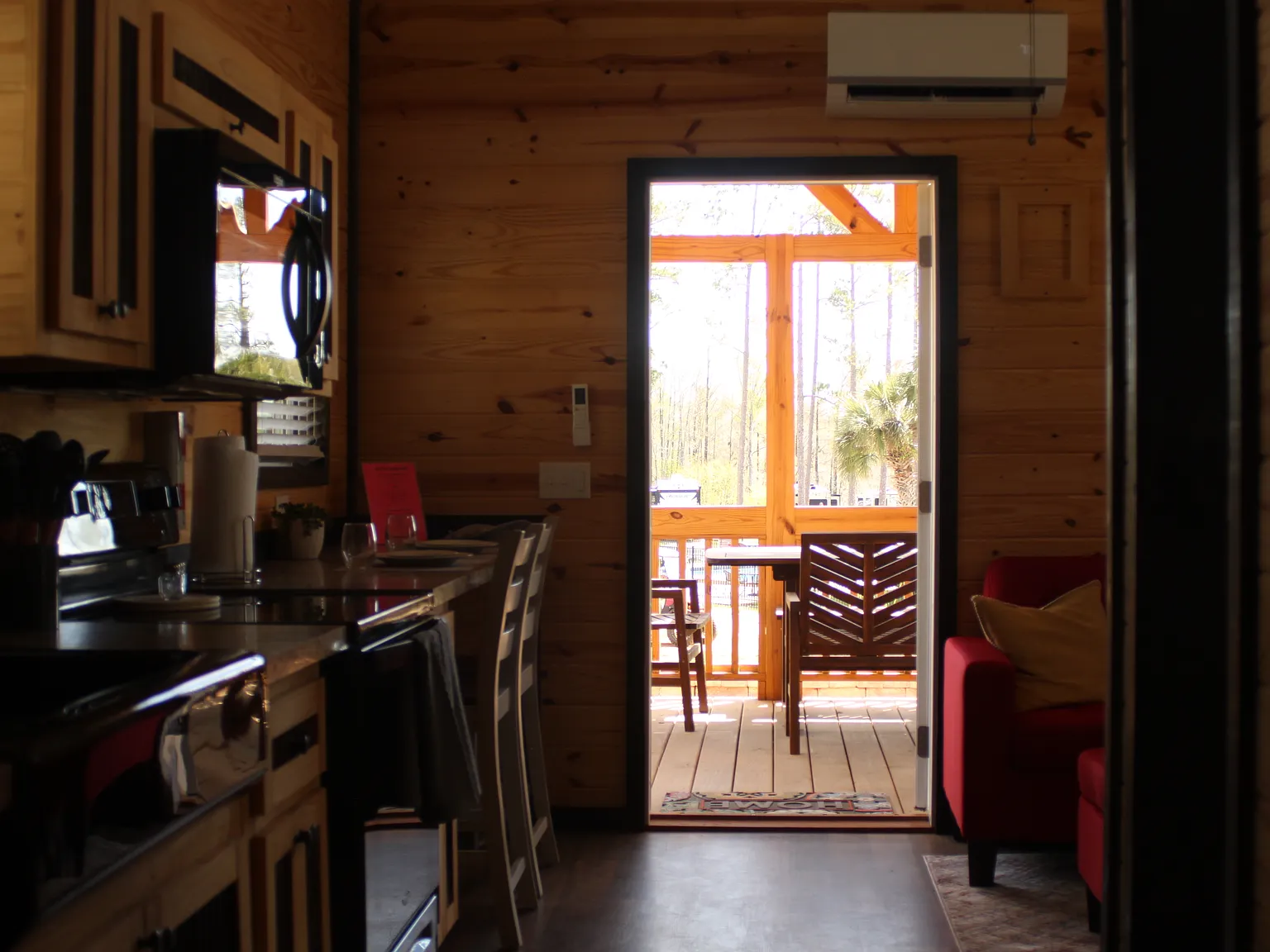 2 bed, 400 sqft, $1,500 — Photo 2