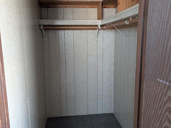 5th image of 407 Glacier Ave