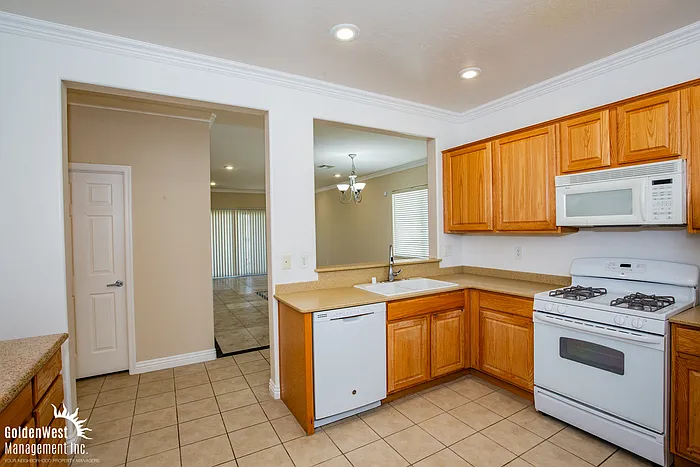 Building Photo - 2577 Divine Sky Dr