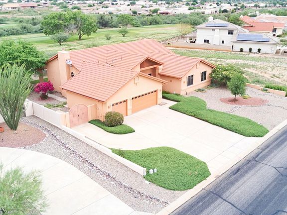 2nd image of 2526 Cherry Hills Dr