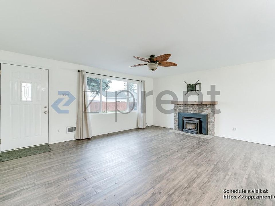 1st image of 9516 Holly Dr