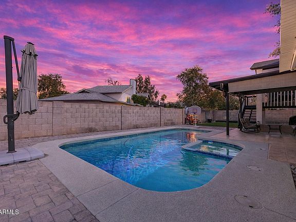3rd image of 5056 E DALLAS Street