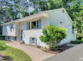 36 Manton Street, Shelton, CT 06484