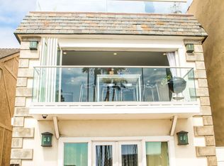 2308 W Oceanfront APT B, Newport Beach, CA 92663