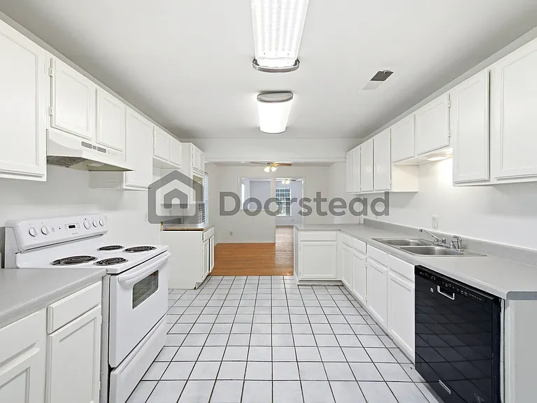 3400 Wayside Ave — Photo 24