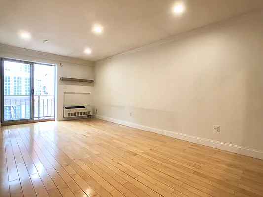 Rented by REAL New York | media 14