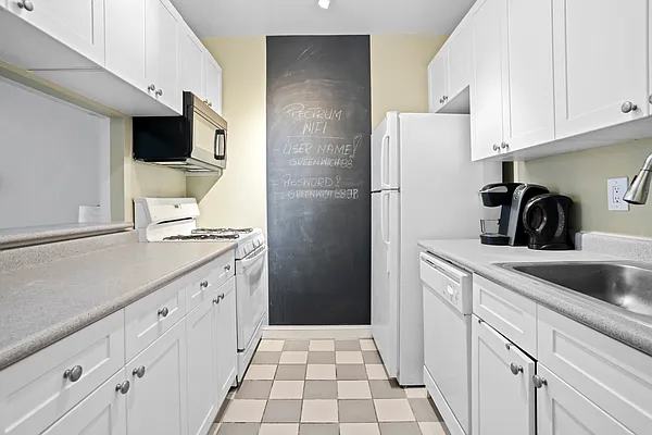 Rented by Douglas Elliman | media 20