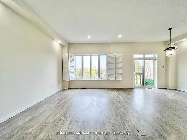 28 Elyse Ct — Photo 8