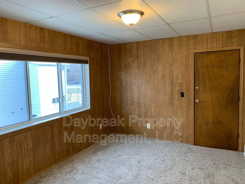 1 bed, 1.0 bath, $685 — Photo 3