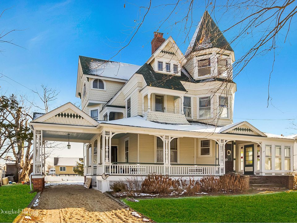 190 Clocks Blvd, Massapequa, NY 11758 Zillow