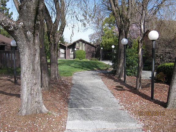 walking path to units