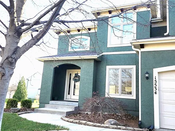 15534 Shawnee Dr, Overland Park, KS 66223