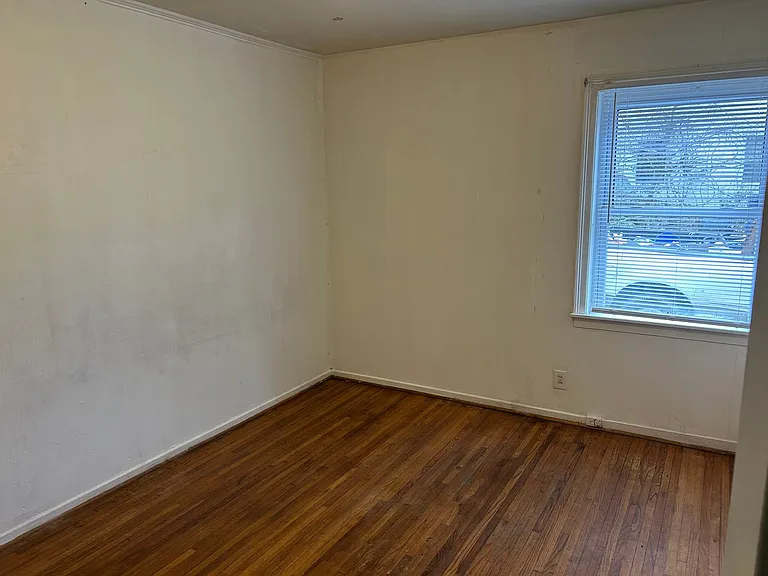 1005 Nancy Ln — Photo 11