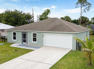 482 NW Fairfax Ave, Port Saint Lucie, FL 34983