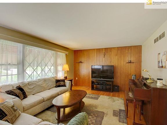 5th image of 2859 N 80th St