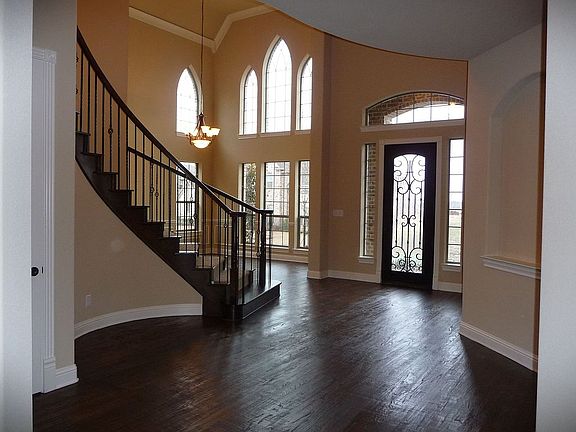 5th image of 1834 San Jacinto Dr