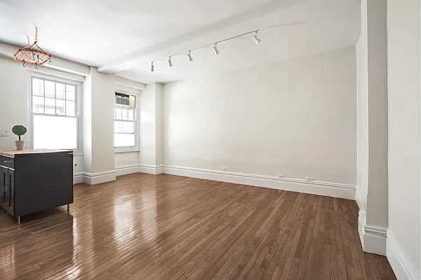 Rented by Stribling | media 18