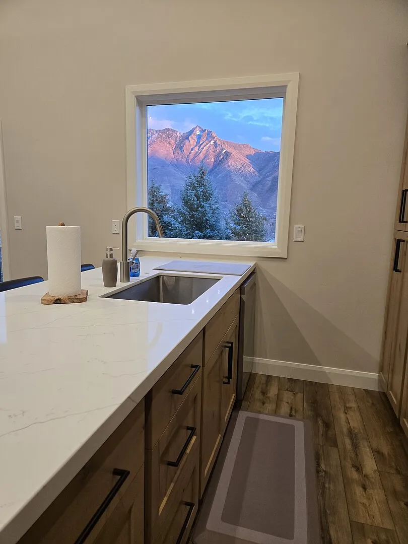 Alpine Mountain Retreat Work, Ski, Hike & Relax — Photo 4