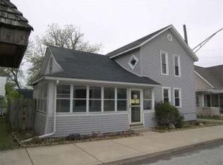115 N Walnut St, Etna Green, IN 46524
