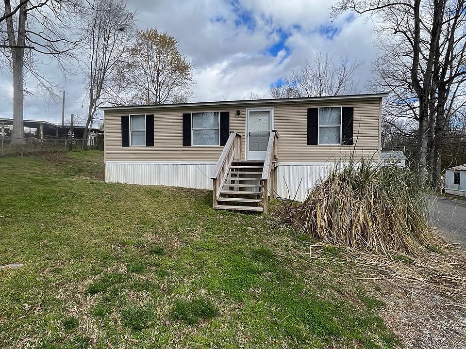 1st image of 106 Forest Dr #1