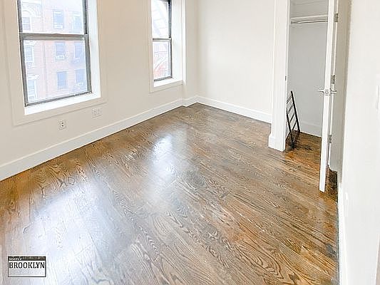 4th image of 278 S 2nd St #7