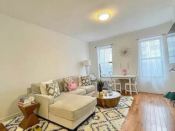 3rd image of 1446 1st Ave #4N