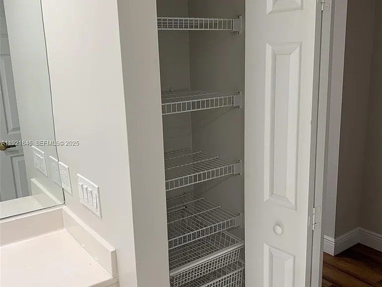 2518 Bay Pointe Ct — Photo 29