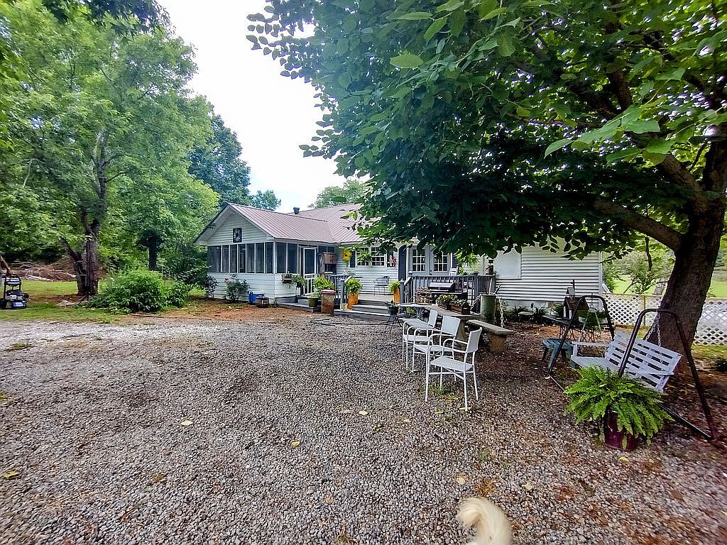 1221 Hall Station Rd, Adairsville, GA 30103 Zillow