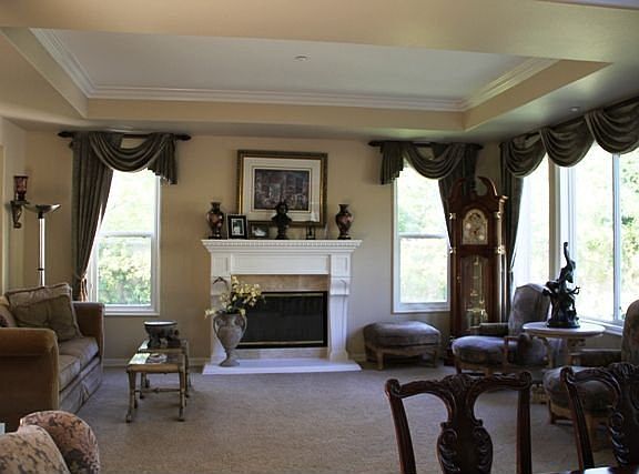 5th image of 2654 Featherwood St