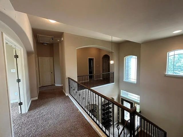 19500 Sangremon Way — Photo 21