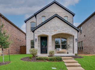 165 McCartt Dr, Lewisville, TX 75067