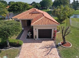 1242 SW 44th Ter, Deerfield Beach, FL 33442