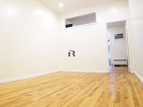 4th image of 188 Scholes St #1D