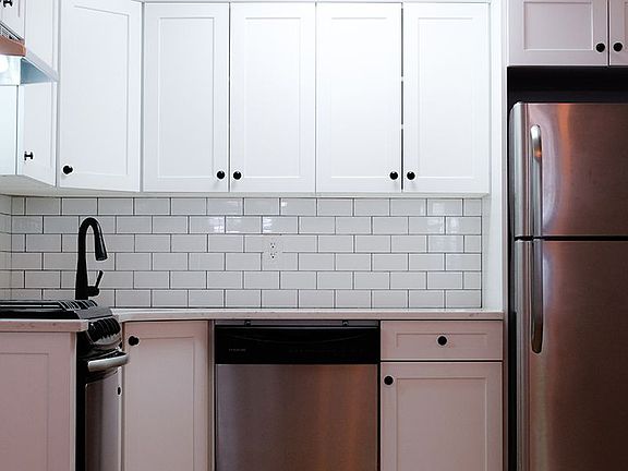 2nd image of 734 Lafayette Ave #1