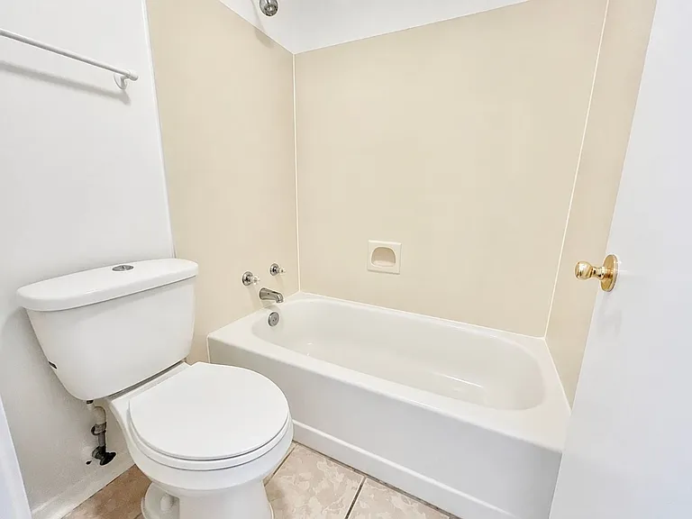 6212 Stumberg Ln #308 — Photo 11