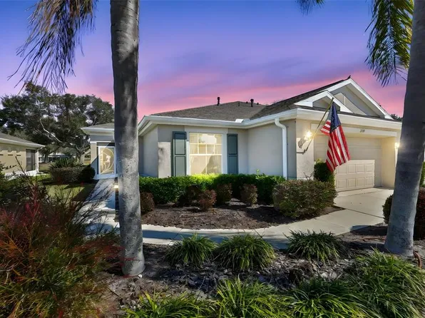 2119 Grantham Greens Dr, Sun City Center, FL 33573