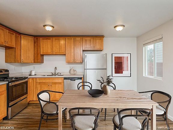 3rd image of 7704 Cirque Dr W #1B-1Ba-22Sqft
