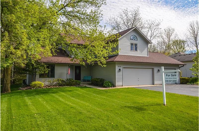 528 Morgan Dr photo 1