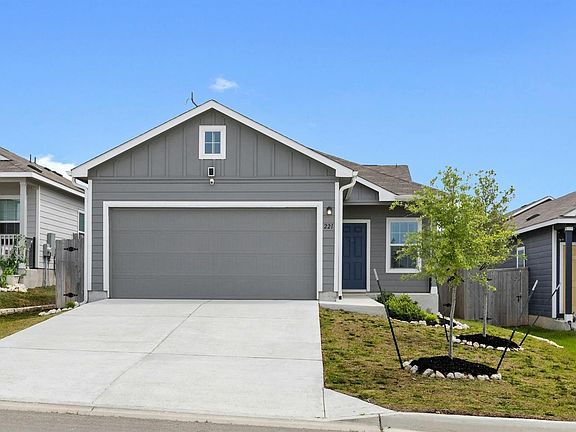 3rd image of 221 Barbary Coast Ln