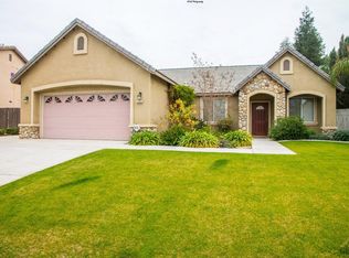 3200 Campfire Dr, Bakersfield, CA