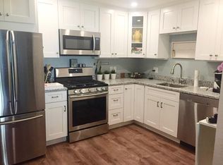 28 Rose Ct, Norwood, MA 02062