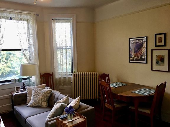 2nd image of 172 Prospect Park W APT 4R