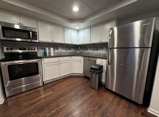 544 W Belden Ave #G, Chicago, IL 60614