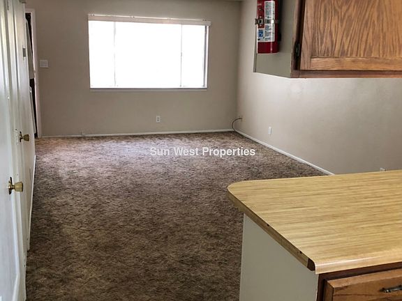 4th image of 518 N Locke Ave APT 1