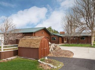 1313 Florian Ave, Huntley, MT 59037