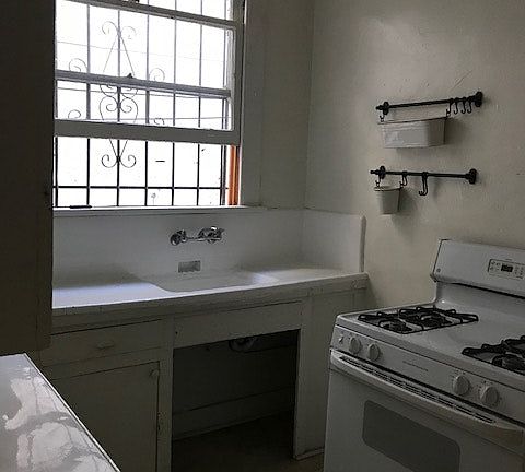 2nd image of 1361 W Sunset Blvd APT 2