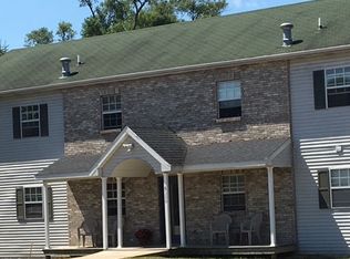 6300 Laneview Dr SE APT B, Caledonia, MI 49316