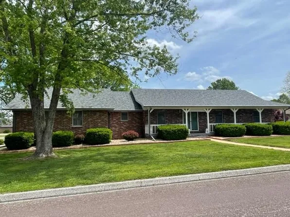 1208 N Hubbard Avenue, Mountain Grove, MO 65711